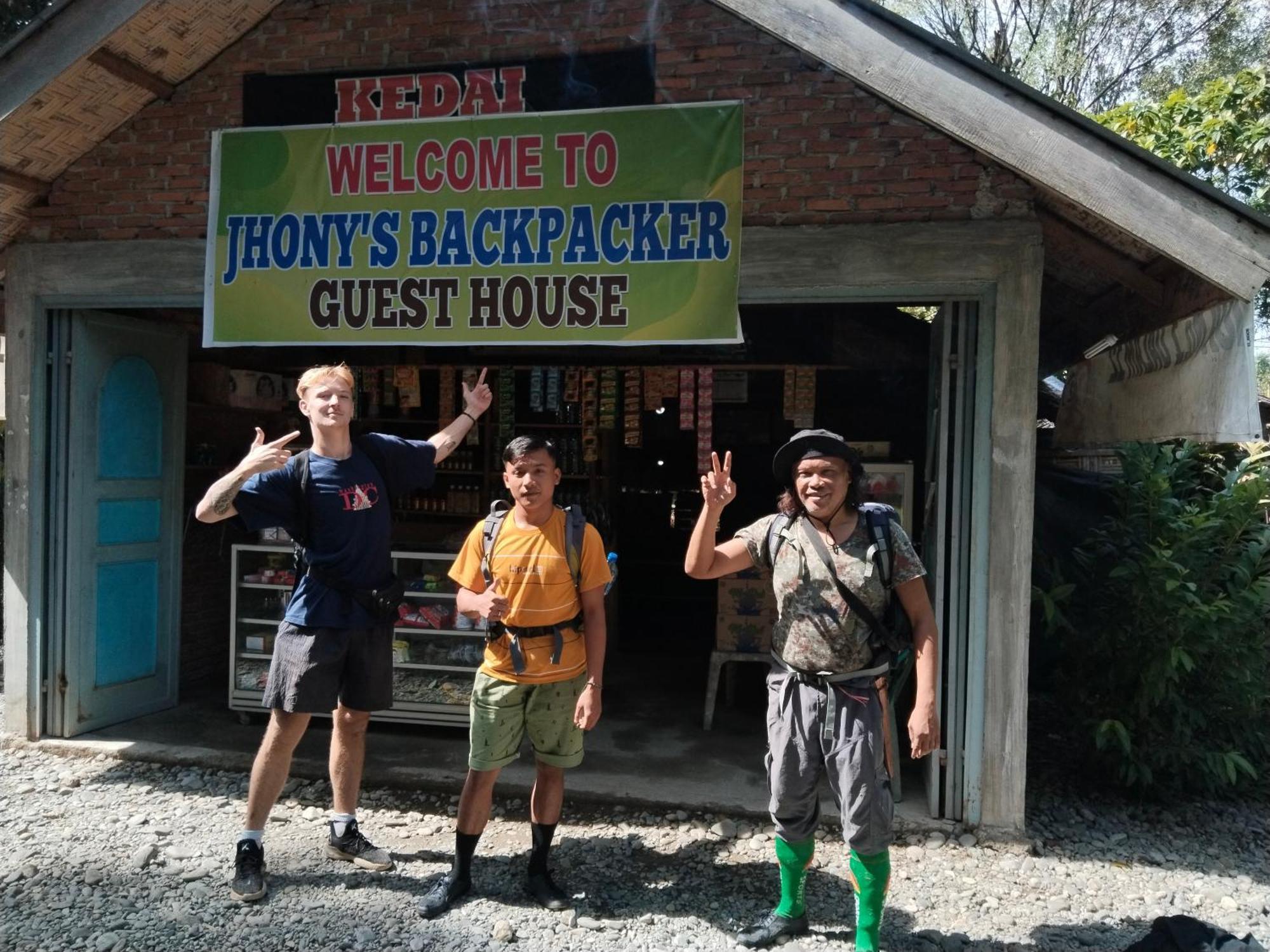 Jhony'S Backpacker-Guest House Only Stay Here Book Treking With Us Bukit Lawang Εξωτερικό φωτογραφία