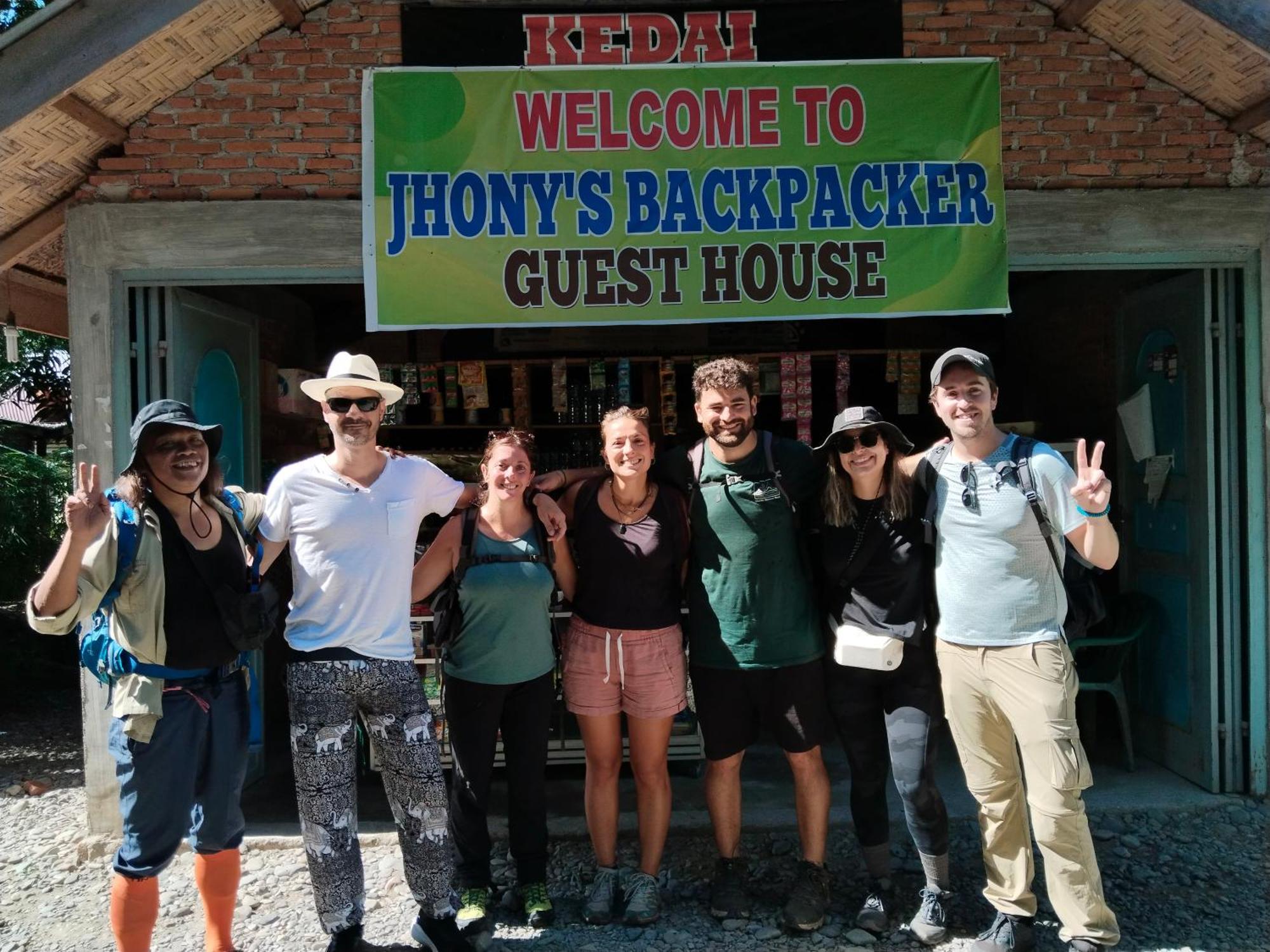Jhony'S Backpacker-Guest House Only Stay Here Book Treking With Us Bukit Lawang Εξωτερικό φωτογραφία