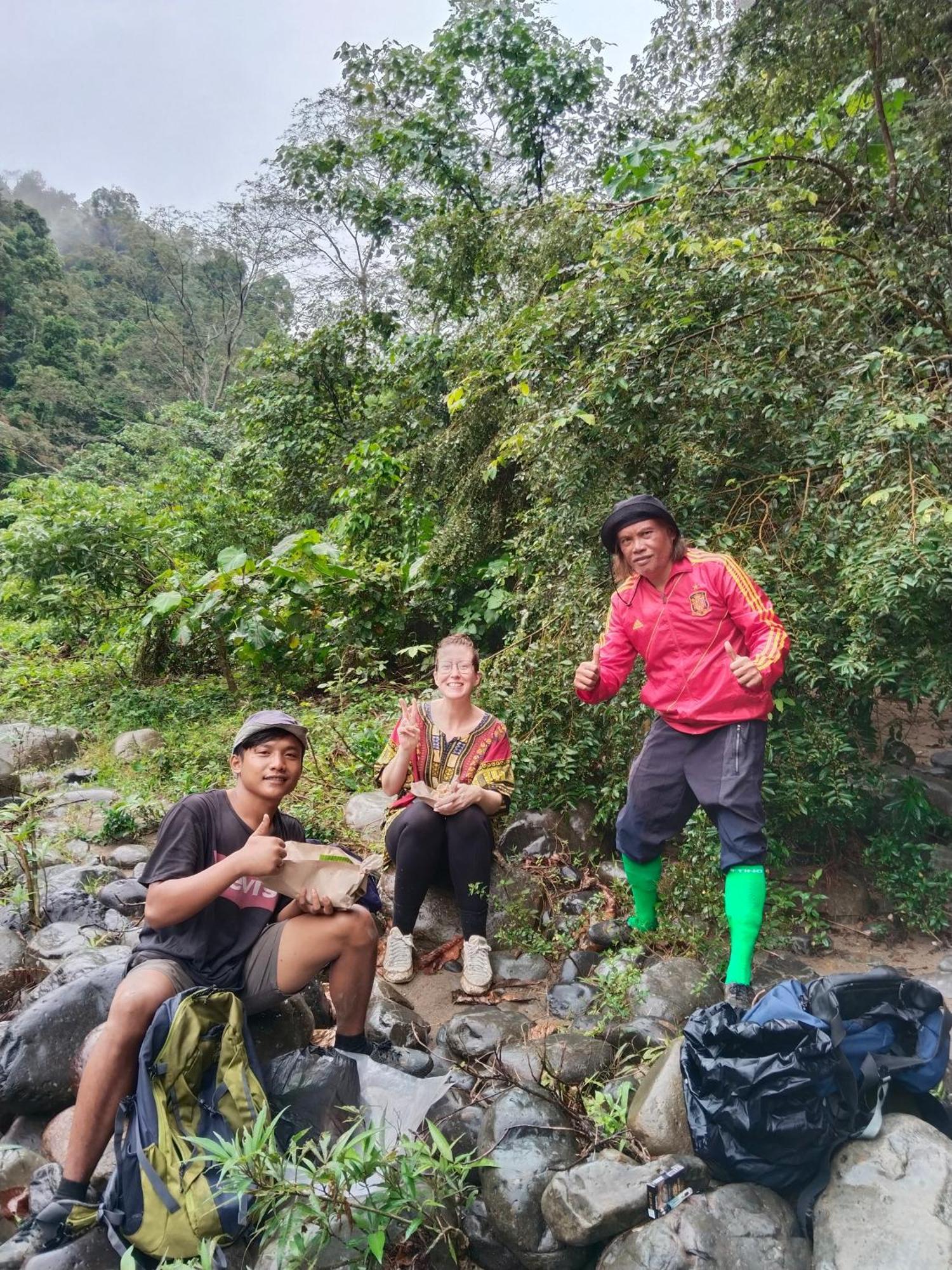 Jhony'S Backpacker-Guest House Only Stay Here Book Treking With Us Bukit Lawang Εξωτερικό φωτογραφία
