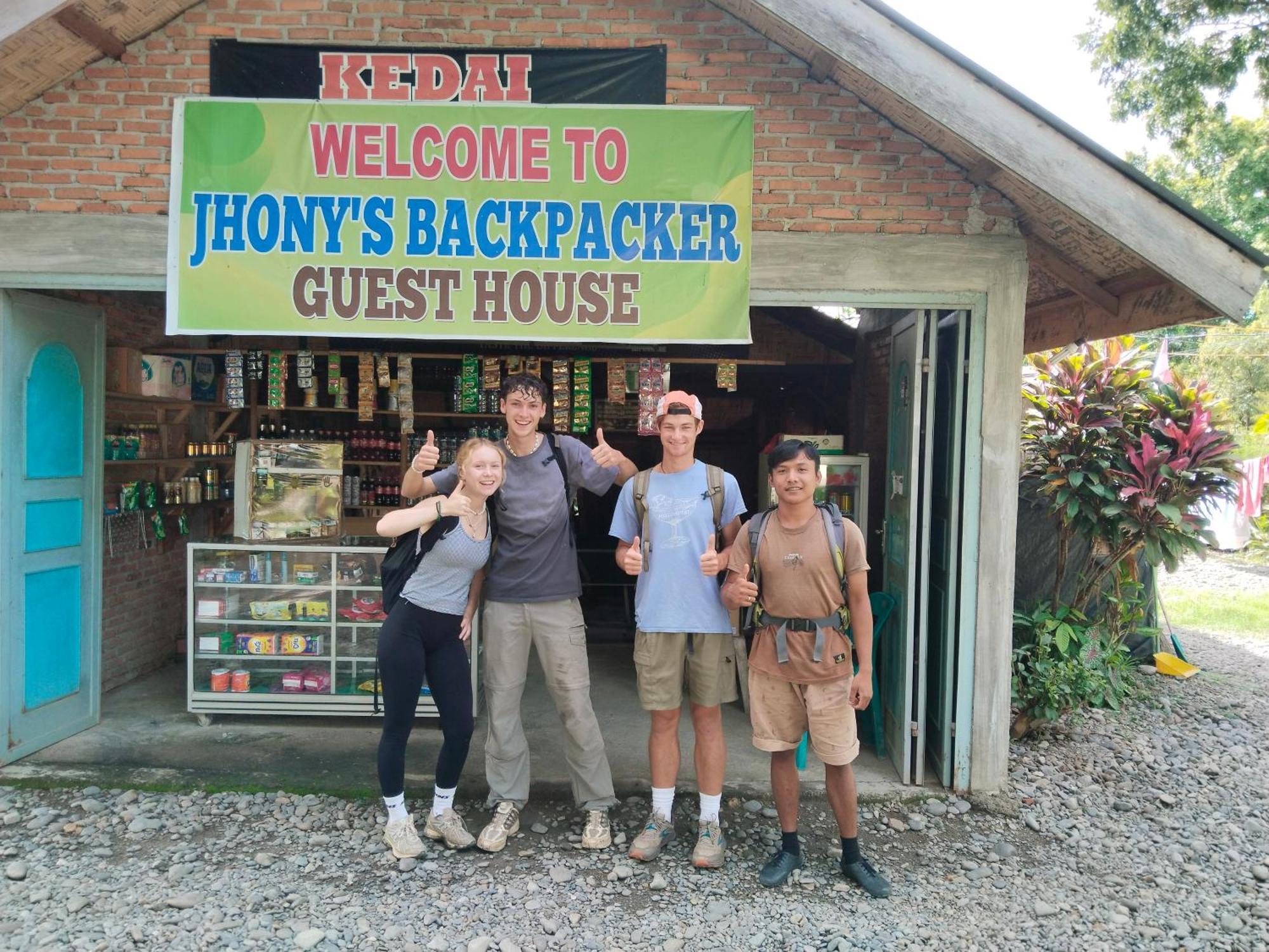 Jhony'S Backpacker-Guest House Only Stay Here Book Treking With Us Bukit Lawang Εξωτερικό φωτογραφία
