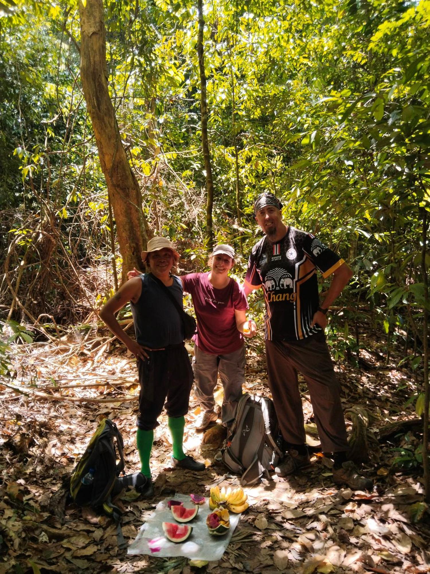 Jhony'S Backpacker-Guest House Only Stay Here Book Treking With Us Bukit Lawang Εξωτερικό φωτογραφία