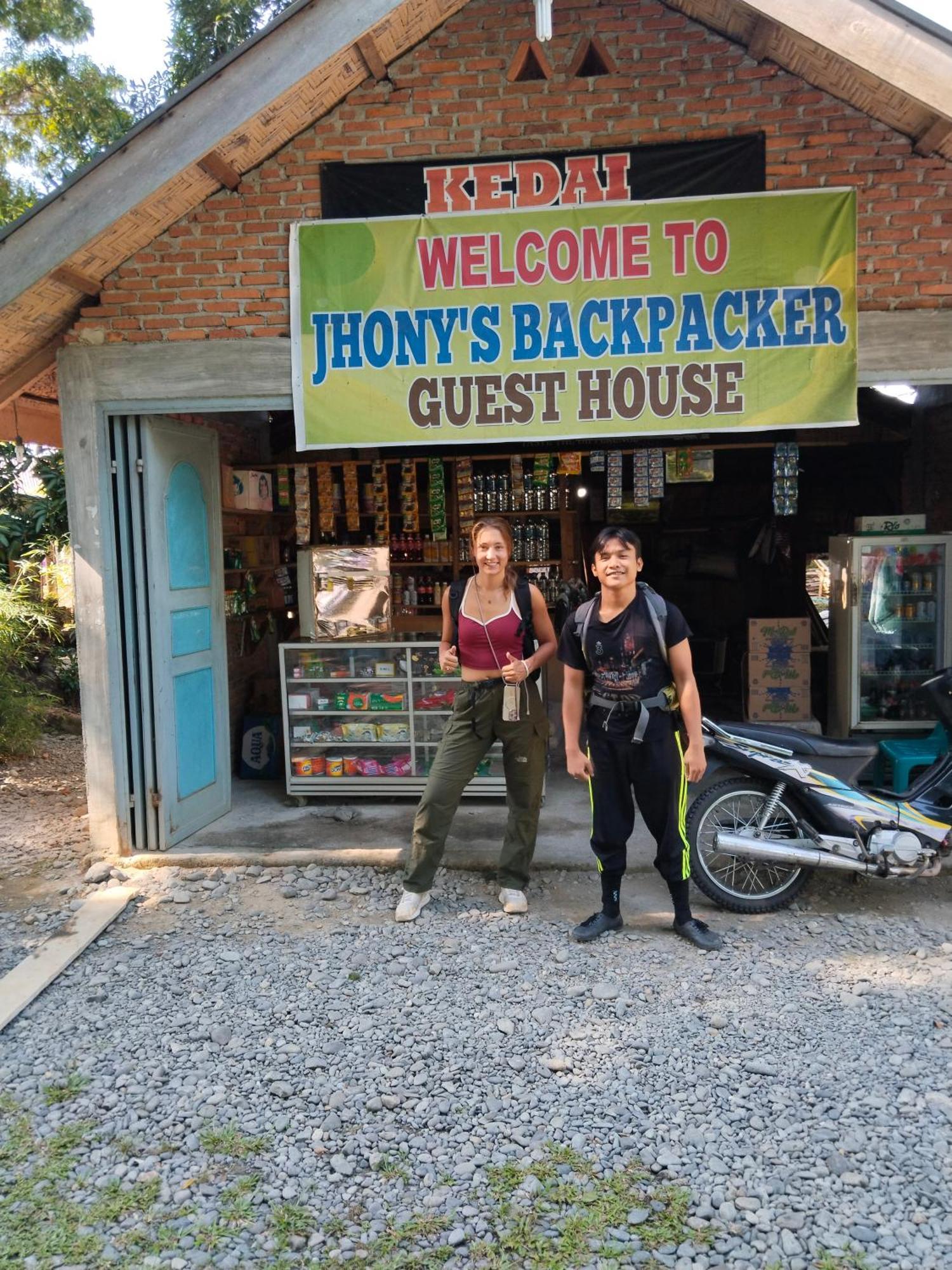 Jhony'S Backpacker-Guest House Only Stay Here Book Treking With Us Bukit Lawang Εξωτερικό φωτογραφία